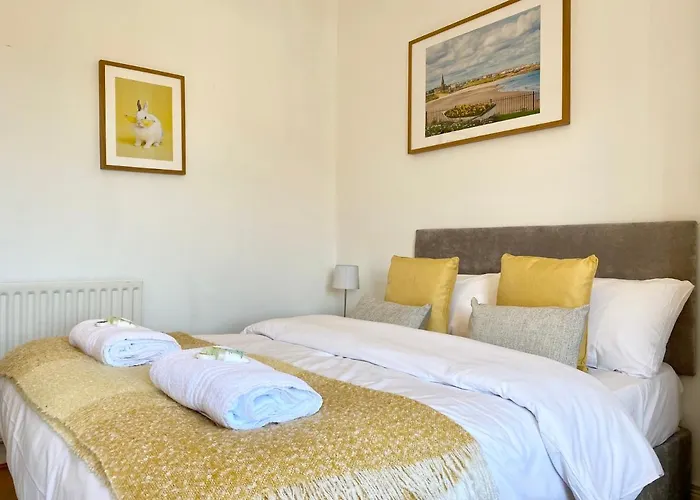 8 Margaret Road, Whitley Bay