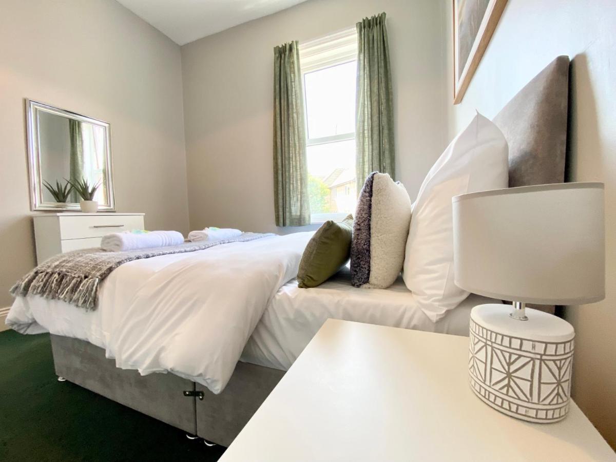 Apartamento 8 Margaret Road, *